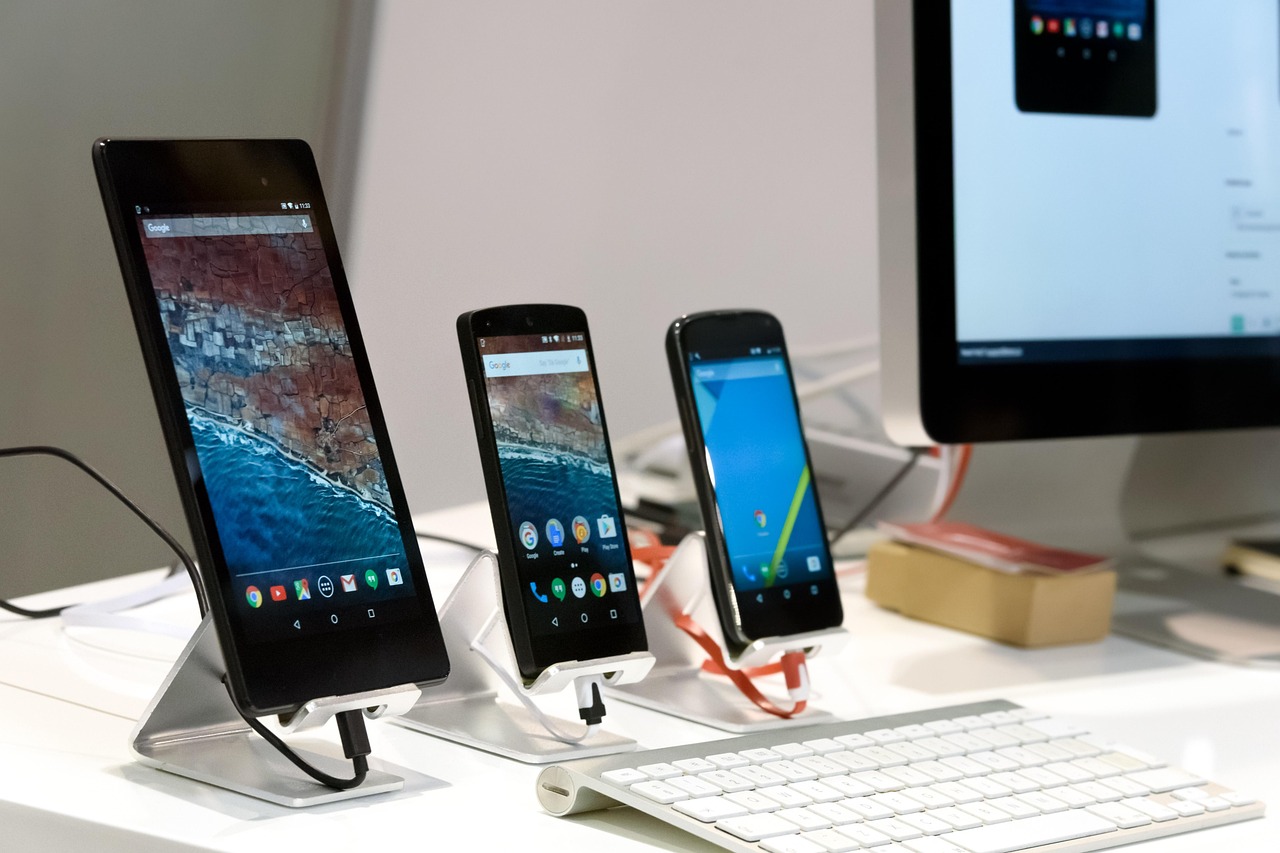 Google Kembangkan Desktop Mode Mirip Samsung DeX di Android